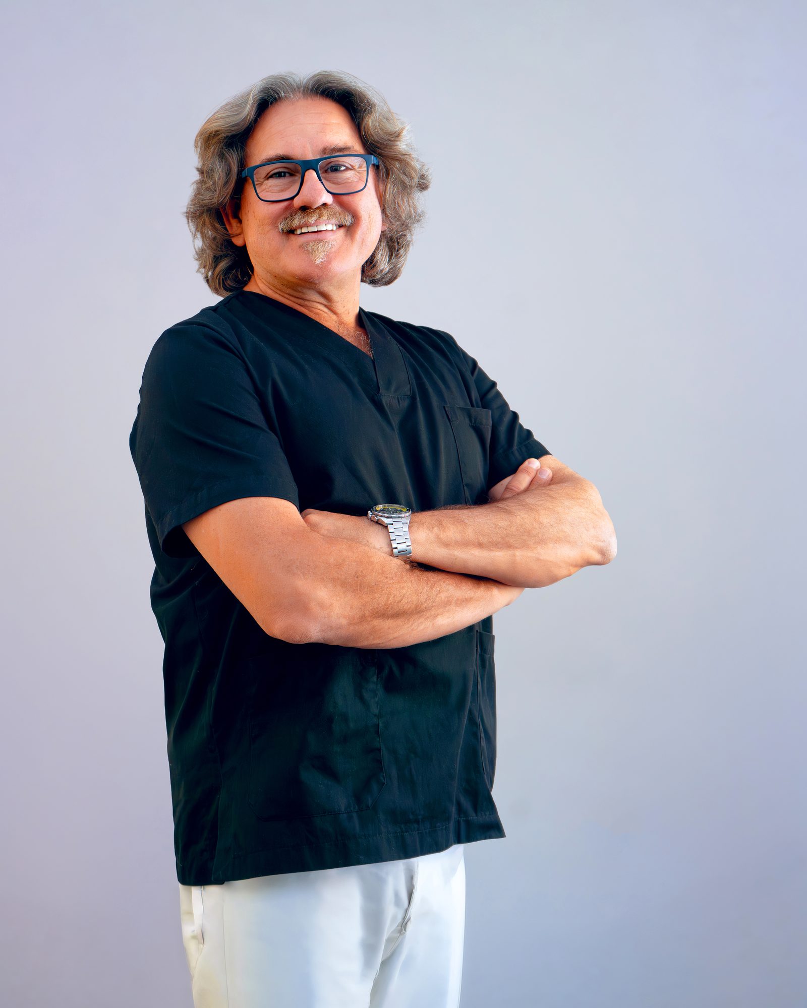 Dr. Alberto De Vega Cabezudo, director médico de Clínica Dental De Vega Marín en Argüelles, Madrid