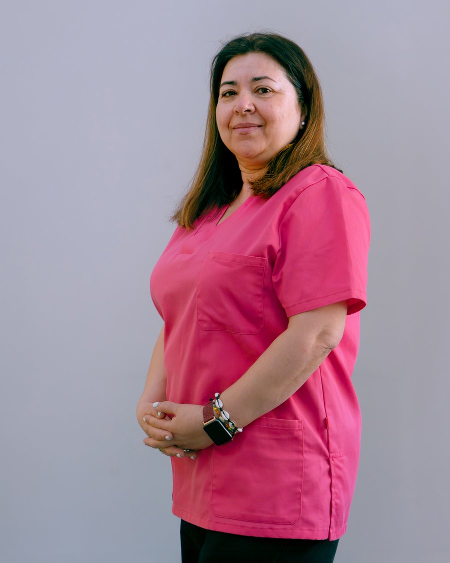 Miryam, recepción y auxiliar de clínica de la Clínica Dental De Vega Marín
